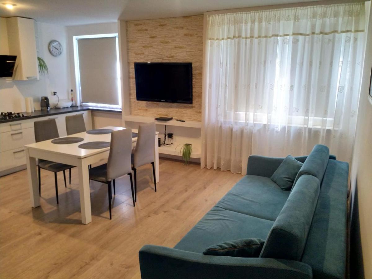 Apartament Blisko Plazy 格但斯克 外观 照片